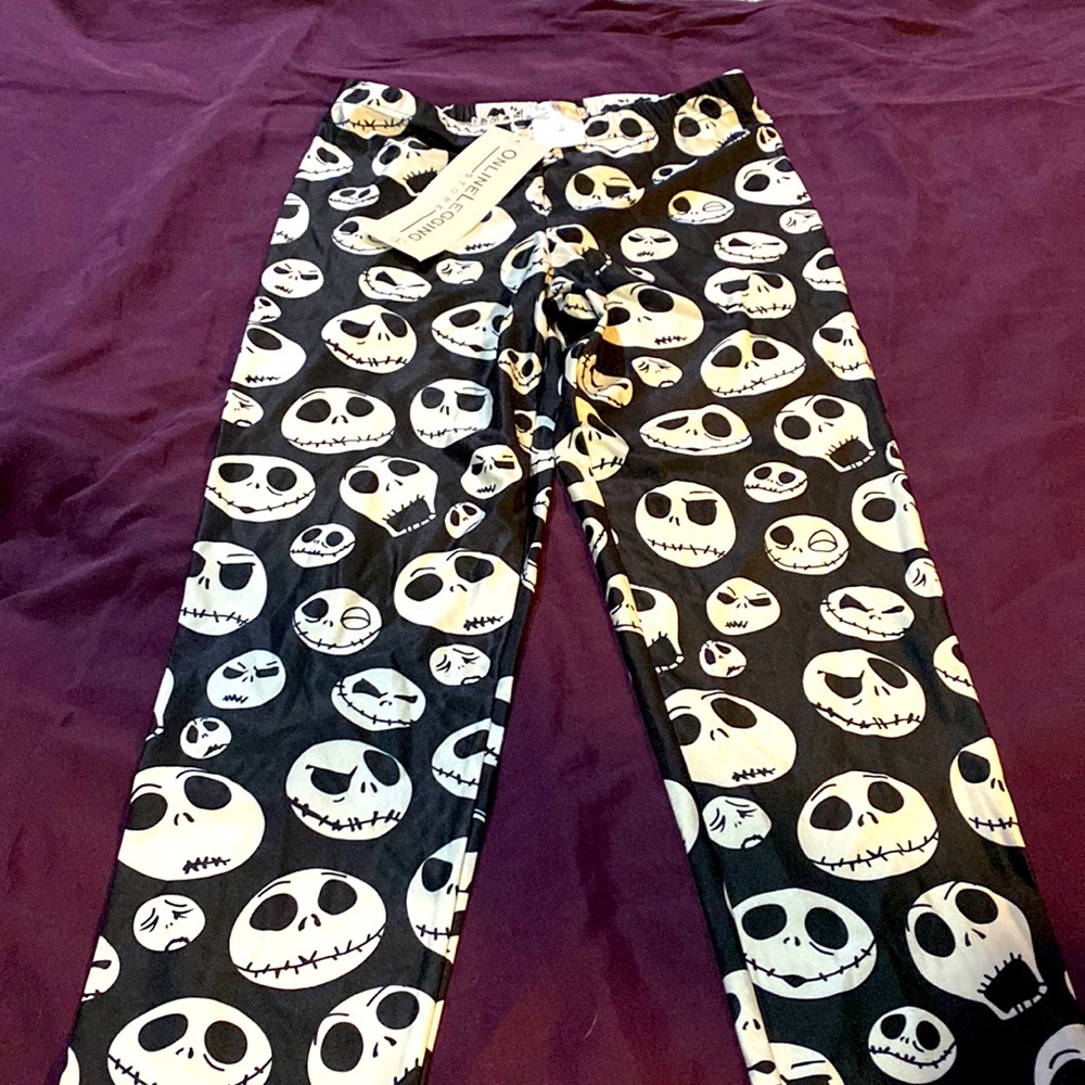 Disney Halloween Nightmare Before Christmas Jack Skellington leggings.